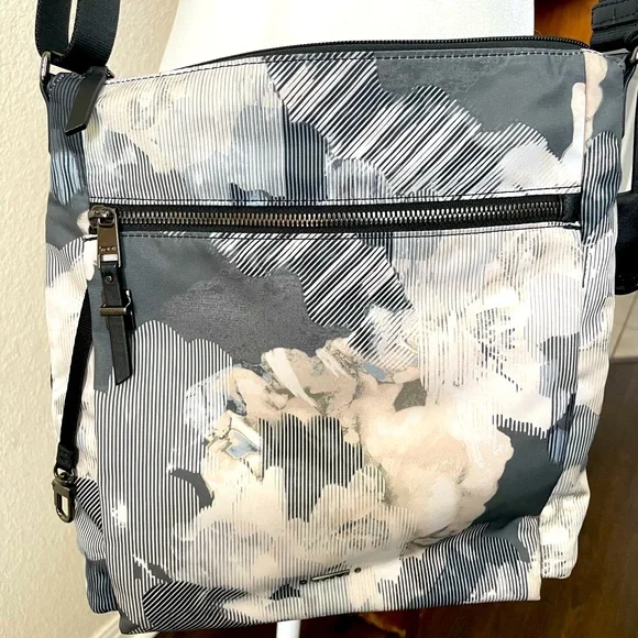 Voyageur canton crossbody hotsell